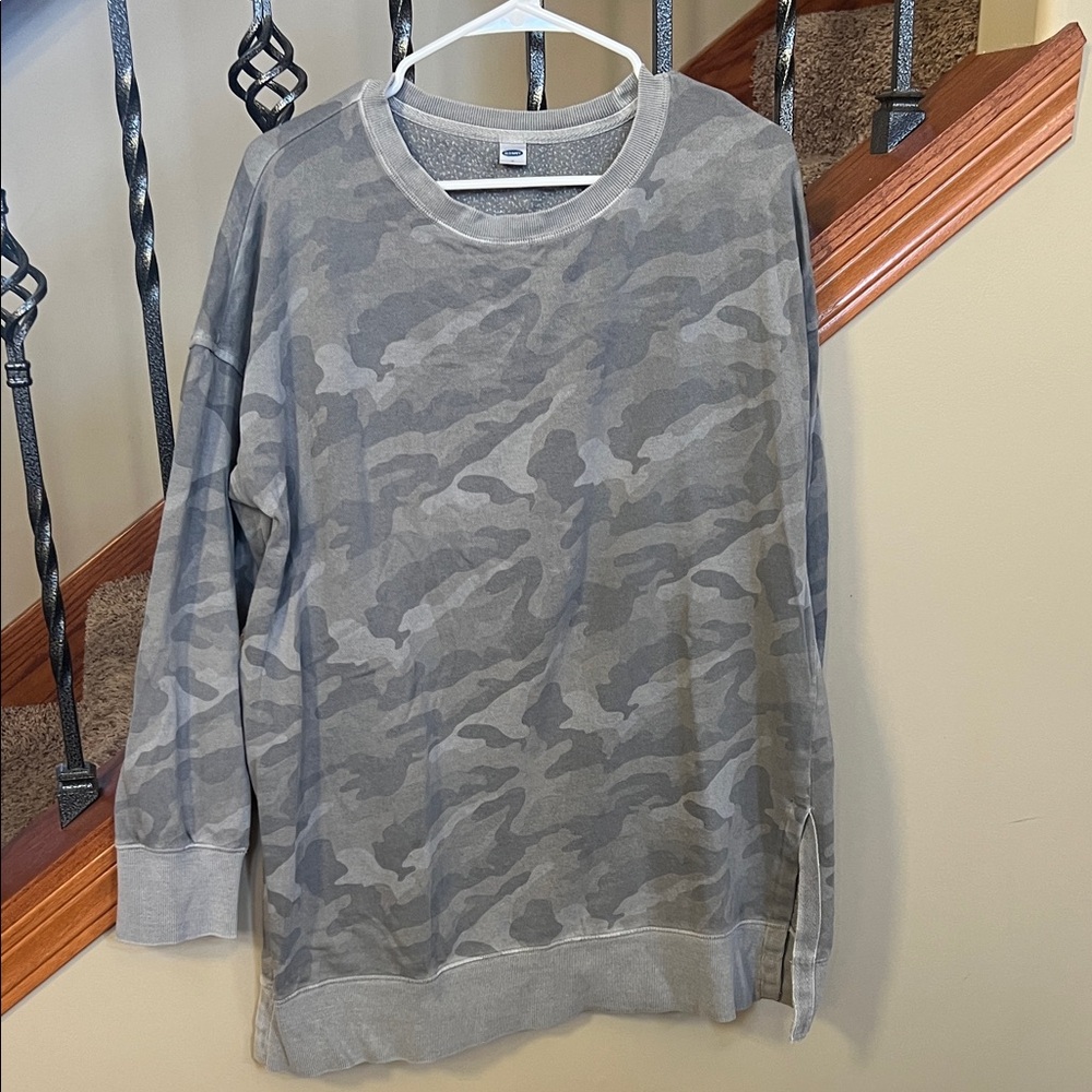 Old Navy Heather Gray Knit Sweater